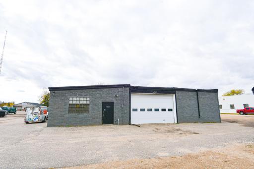 Photo for 1436 Main Avenue N, Thief River Falls, MN 56701 - Listing #6693440 1436 Main Avenue N, Thief River Falls, MN 56701