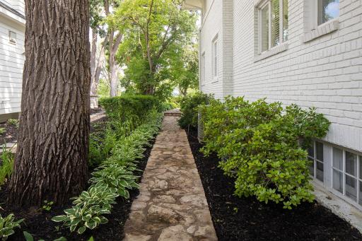4887 E Lake Harriet Parkway, Minneapolis, MN 55419