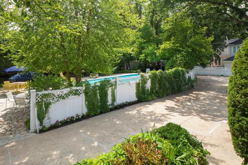 4887 E Lake Harriet Parkway, Minneapolis, MN 55419