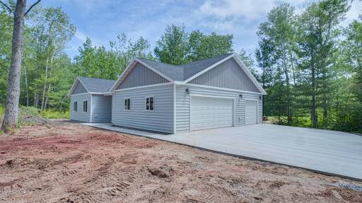 113 N Birch Ln, Coleraine, MN 55722