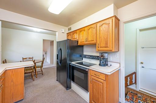 2011 Albion Ave Fairmont MN-16.jpg