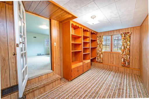 2011 Albion Ave Fairmont MN-25.jpg