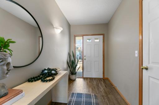 14232 Fountain Hills Ct SE, Prior Lake, MN 55372_1001.jpg