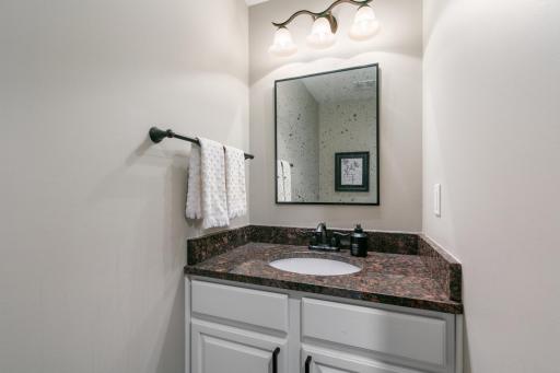 14232 Fountain Hills Ct SE, Prior Lake, MN 55372_4801.jpg