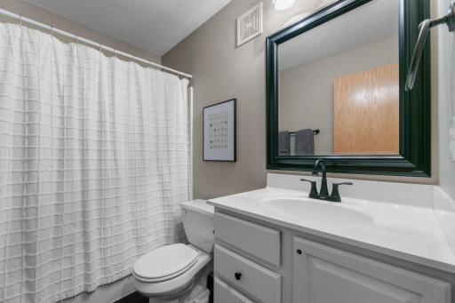 14232 Fountain Hills Ct SE, Prior Lake, MN 55372_3201.jpg