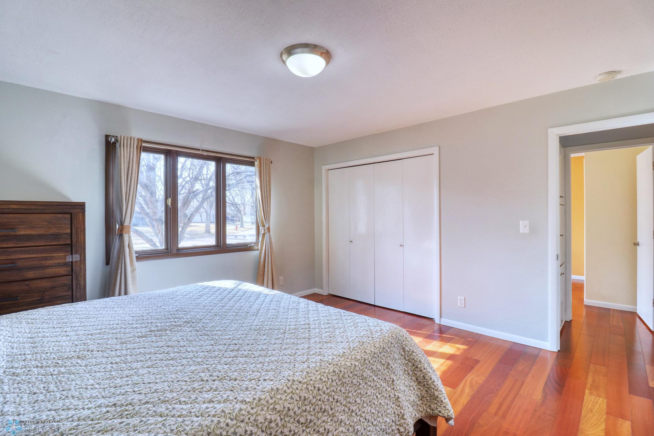 11Primary Bedroom1_3.jpg