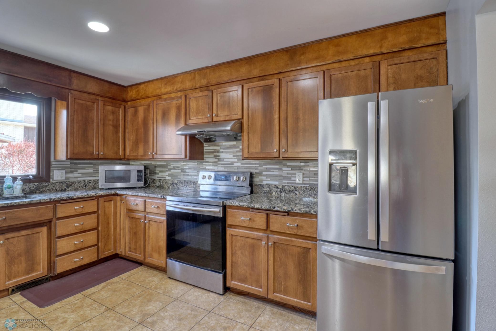 7Kitchen1_4.jpg