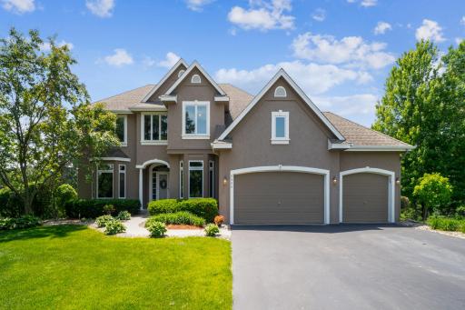 8800 Boulder Rise, Eden Prairie, MN 55347