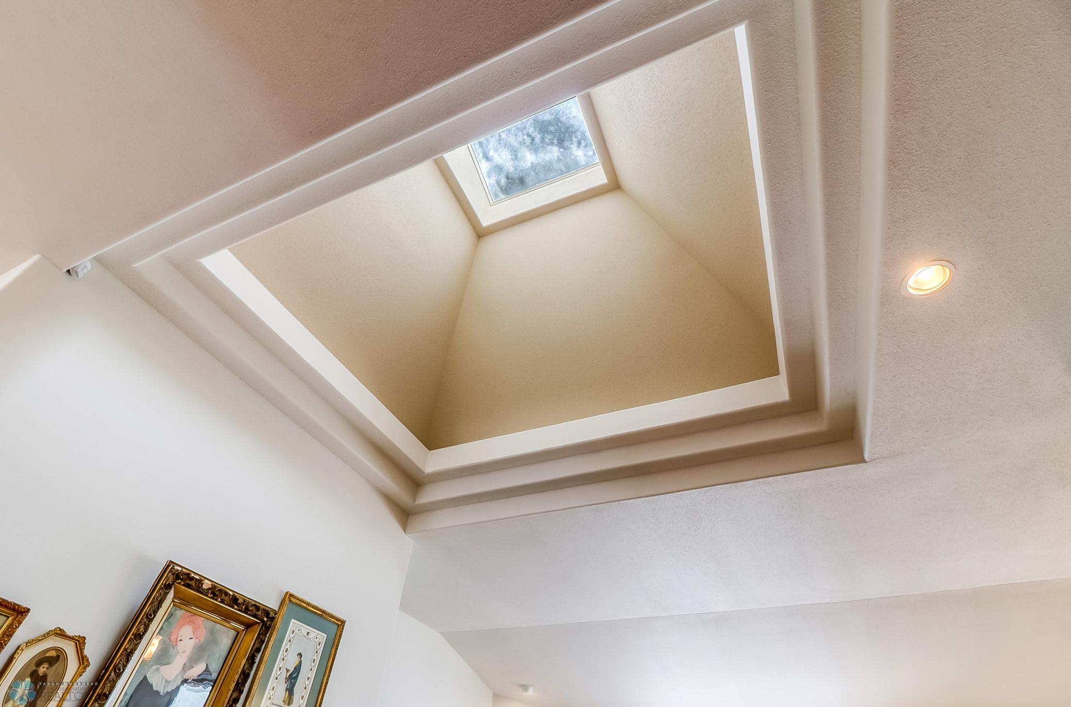 Skylight-3264.jpg