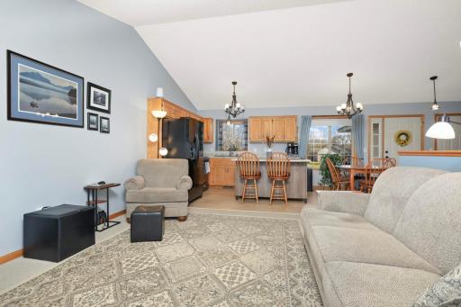 10458 287th Avenue NW, Zimmerman, MN 55398