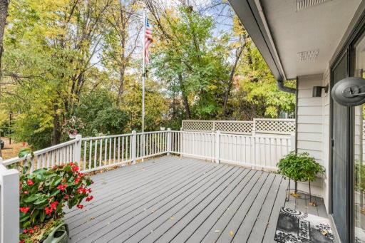 8493 Rice Lake Road, Maple Grove, MN 55369
