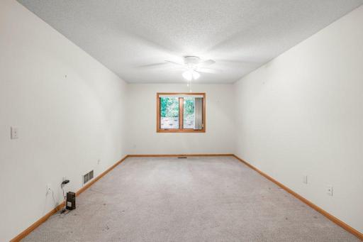 8493 Rice Lake Road, Maple Grove, MN 55369