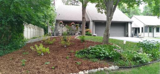 8493 Rice Lake Road, Maple Grove, MN 55369