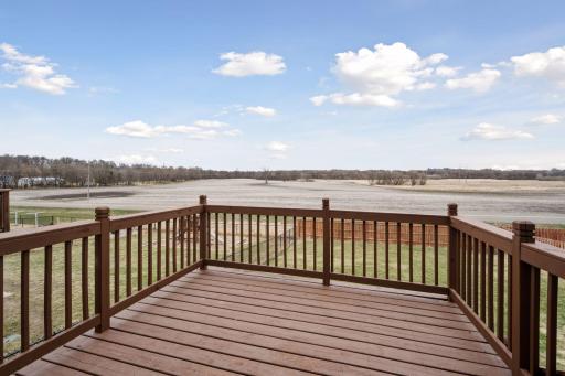 9338 Golden Pond Lane N, Monticello, MN 55362