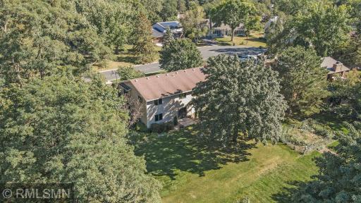 5285 E Lake Beach Court, Saint Paul, MN 55126