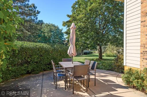 5285 E Lake Beach Court, Saint Paul, MN 55126