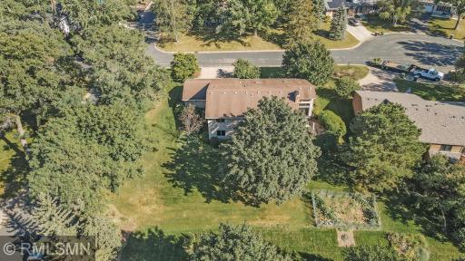 5285 E Lake Beach Court, Saint Paul, MN 55126