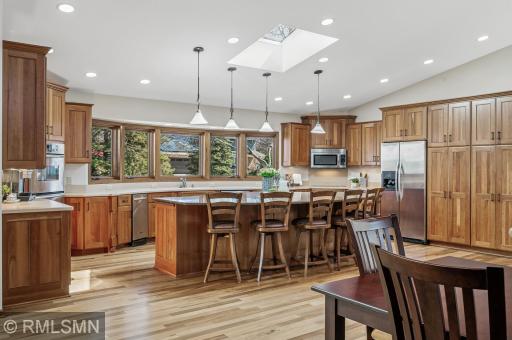 5285 E Lake Beach Court, Saint Paul, MN 55126