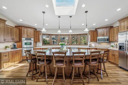 5285 E Lake Beach Court, Saint Paul, MN 55126