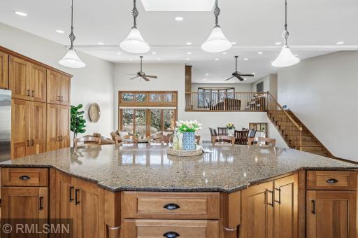 5285 E Lake Beach Court, Saint Paul, MN 55126