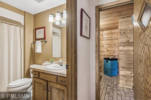 5285 E Lake Beach Court, Saint Paul, MN 55126