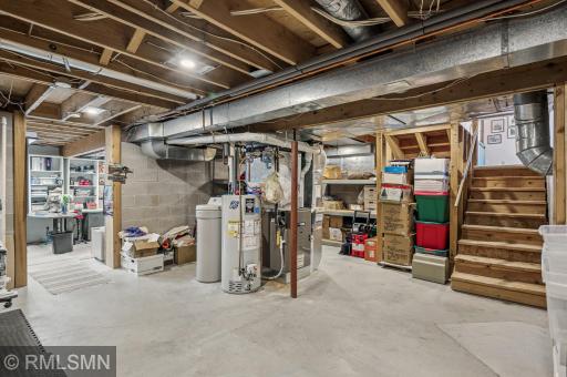5285 E Lake Beach Court, Saint Paul, MN 55126