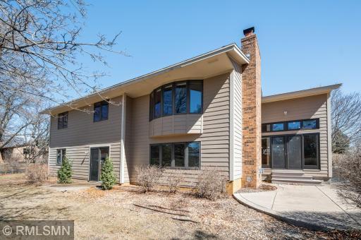 5285 E Lake Beach Court, Saint Paul, MN 55126