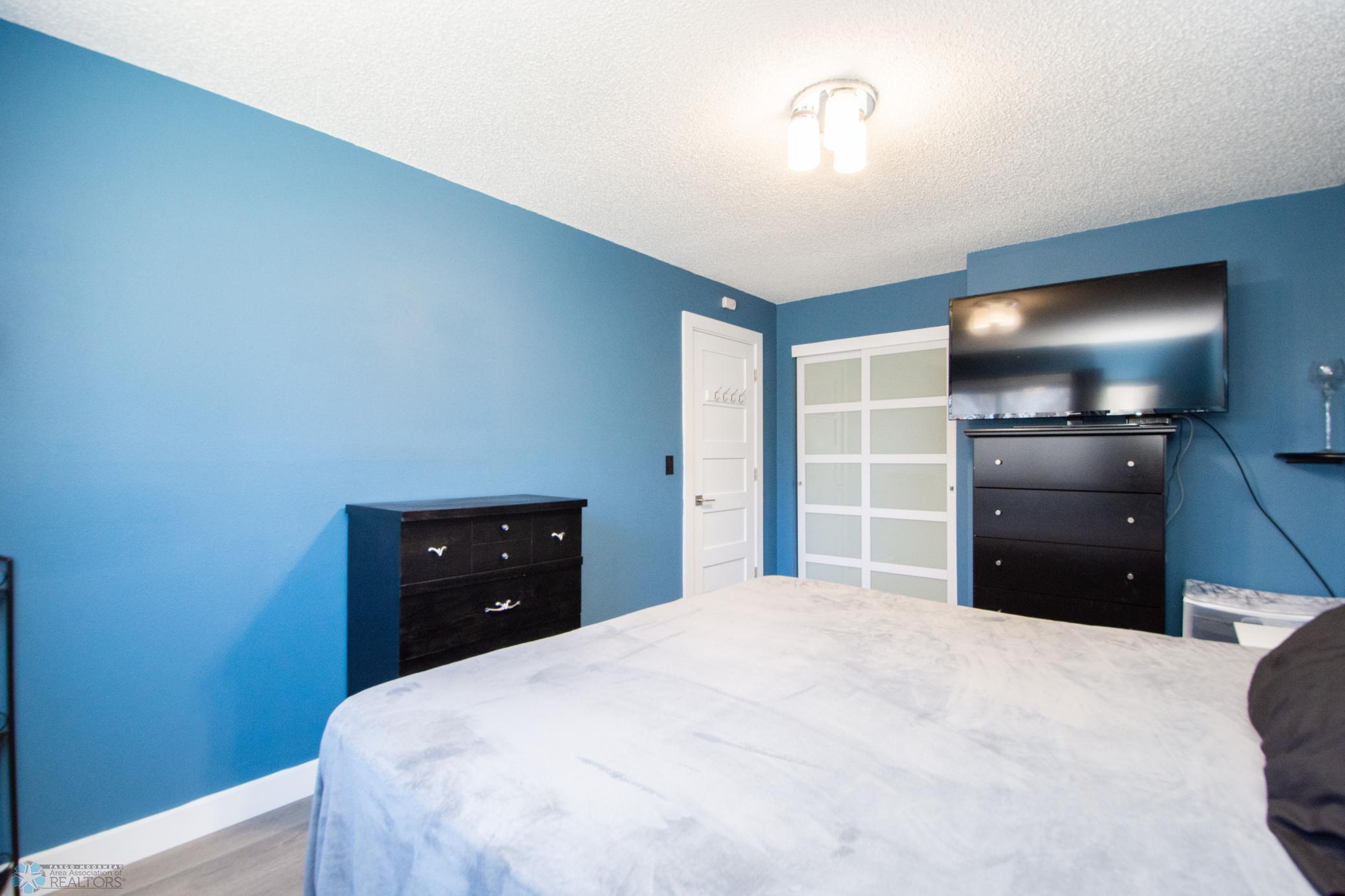bedroom #1