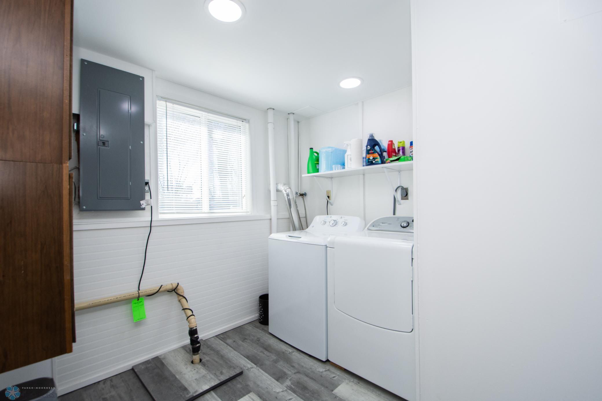 laundry/utility room