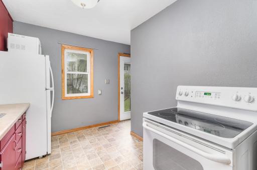 425 E Court Street, Belle Plaine, MN 56011