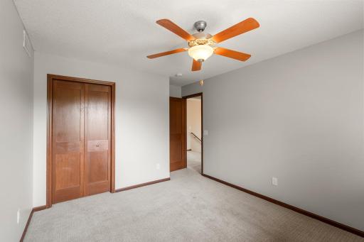 18285 Dunbury Avenue, Farmington, MN 55024