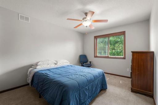 18285 Dunbury Avenue, Farmington, MN 55024