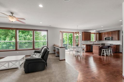 18285 Dunbury Avenue, Farmington, MN 55024