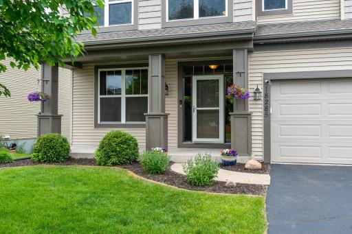 18285 Dunbury Avenue, Farmington, MN 55024