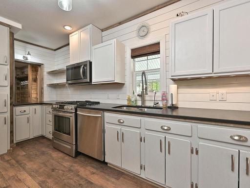 21327 Keyview Road, Grand Rapids, MN 55744