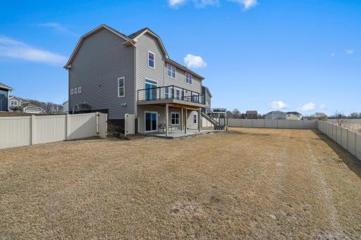 2661 Clover Field Cir MLS-16.jpg