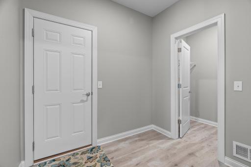 2661 Clover Field Cir MLS-47.jpg