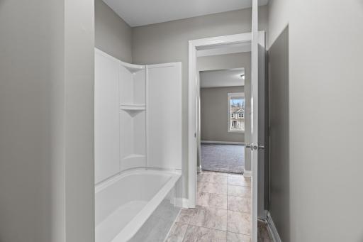 2661 Clover Field Cir MLS-64.jpg