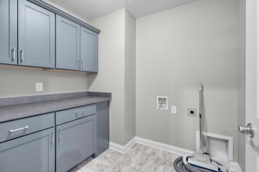 2661 Clover Field Cir MLS-71.jpg