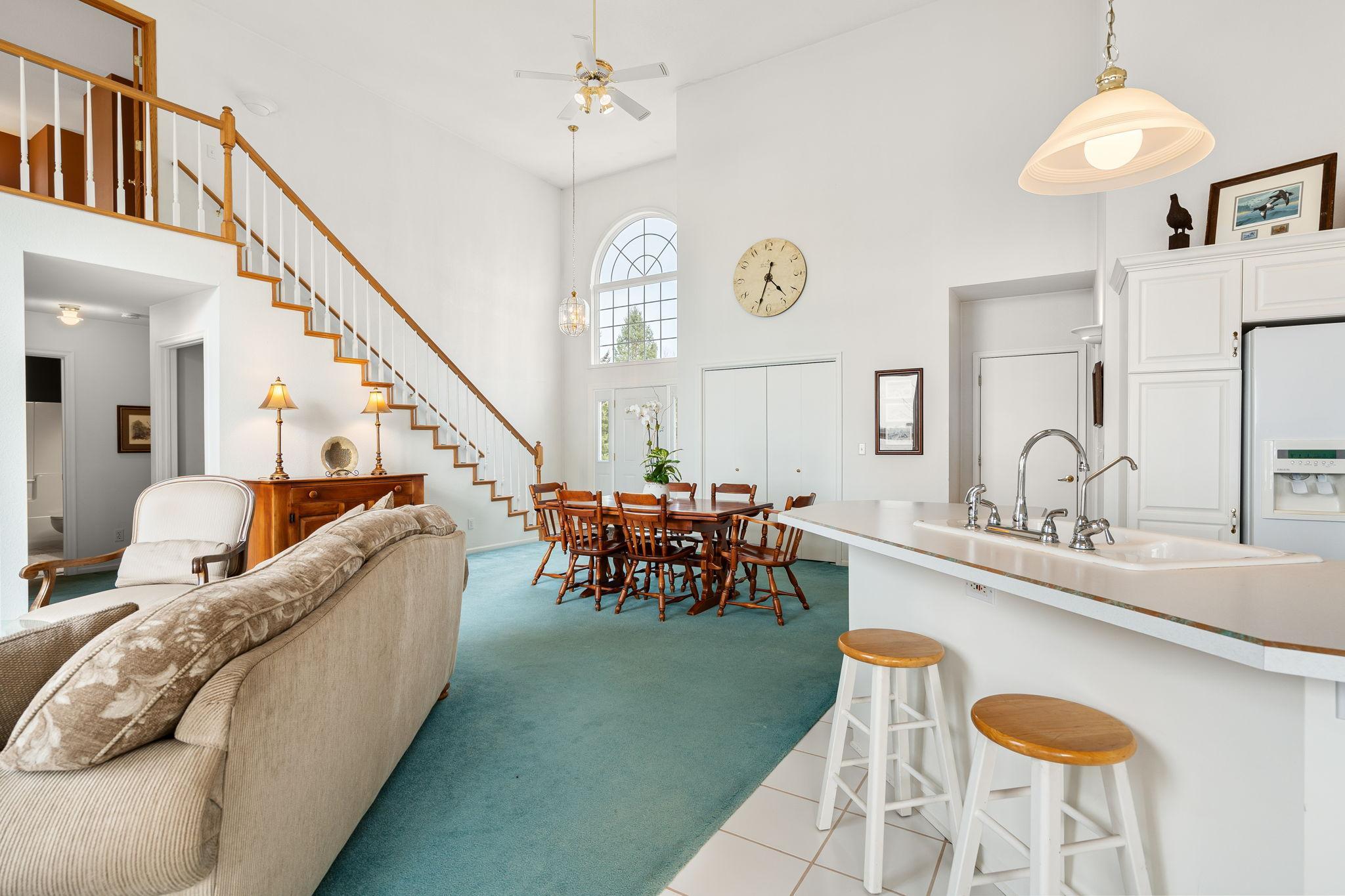 31-web-or-mls-20645-206th-st-w.jpg