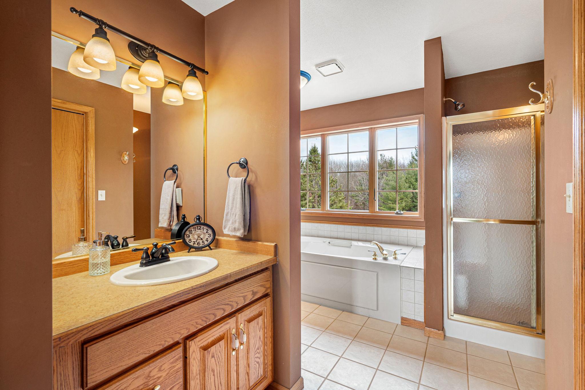 53-web-or-mls-20645-206th-st-w.jpg