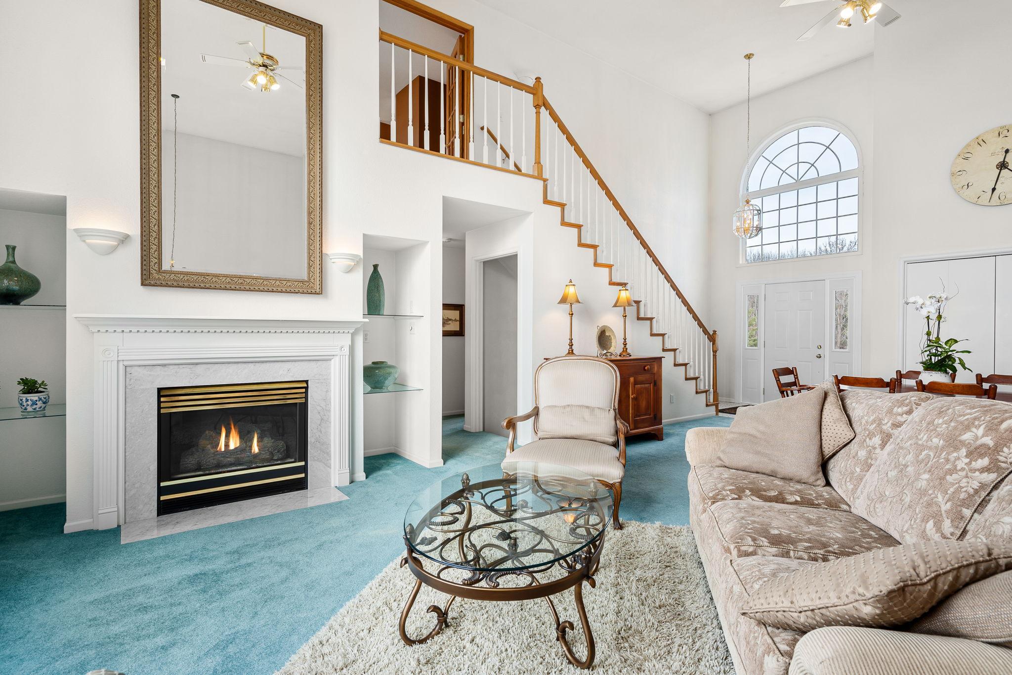 30-web-or-mls-20645-206th-st-w.jpg