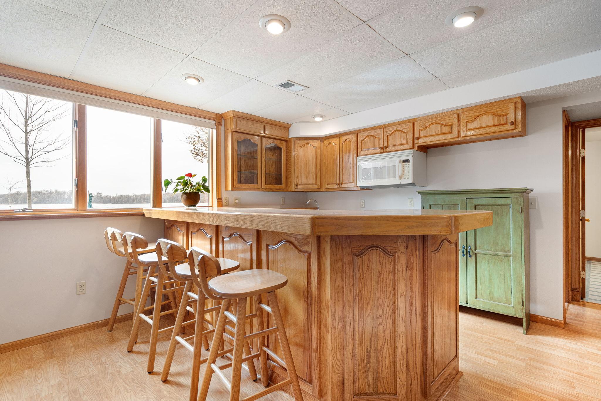 61-web-or-mls-20645-206th-st-w.jpg