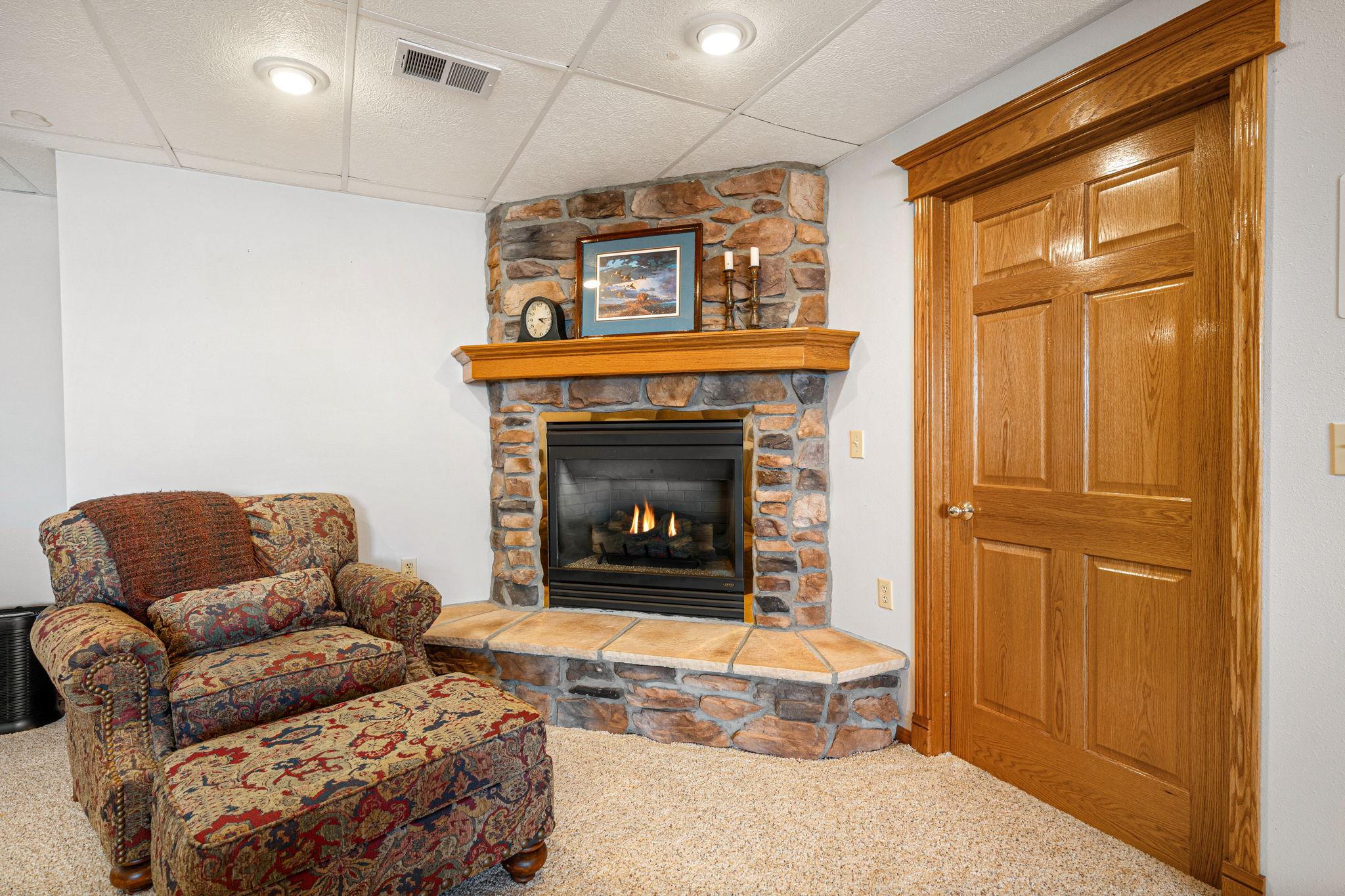 58-web-or-mls-20645-206th-st-w.jpg