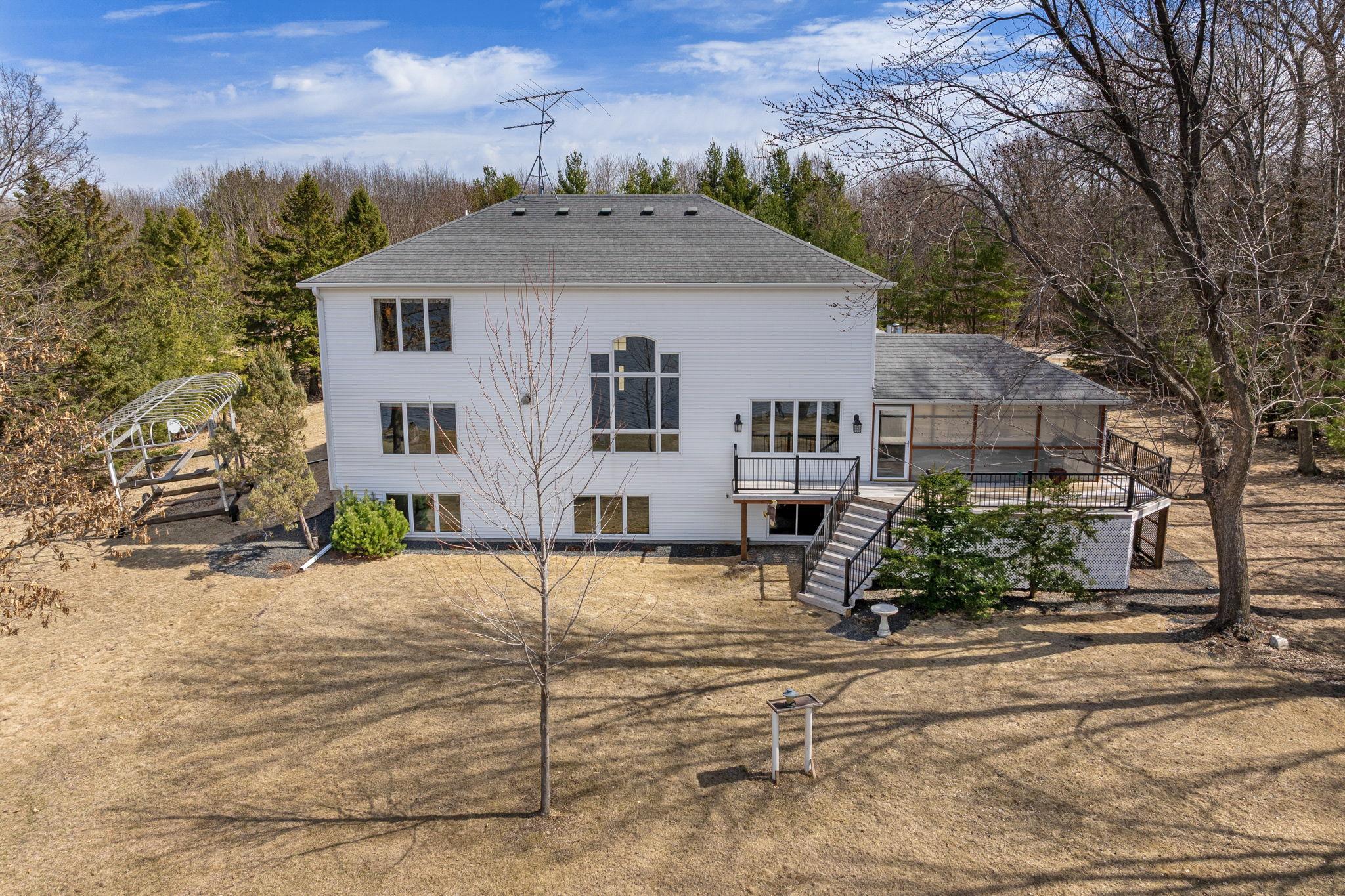 23-web-or-mls-20645-206th-st-w.jpg