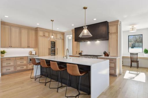 3908 Oak Road, Minnetonka, MN 55345