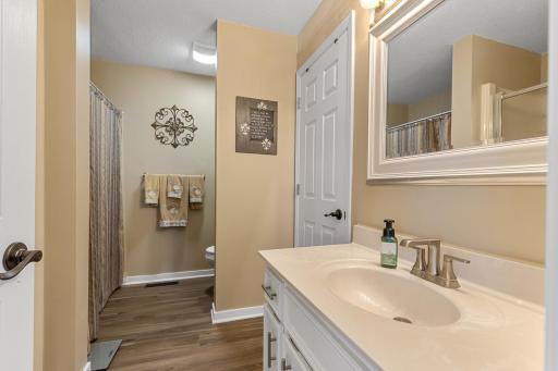 403 11th Street, Farmington, MN 55024