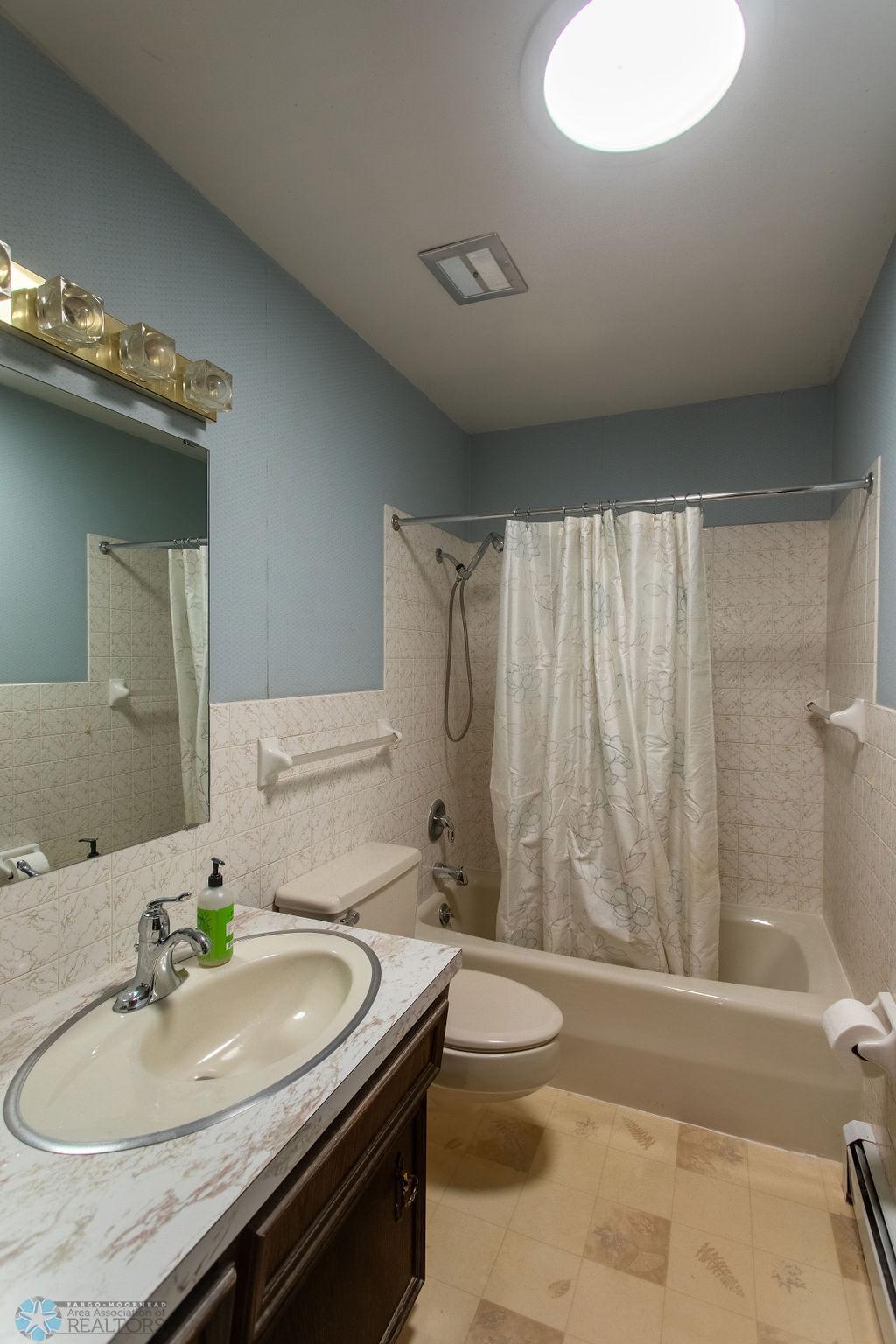 Upper Bathroom