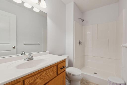 937 45th Avenue NE, Saint Cloud, MN 56304