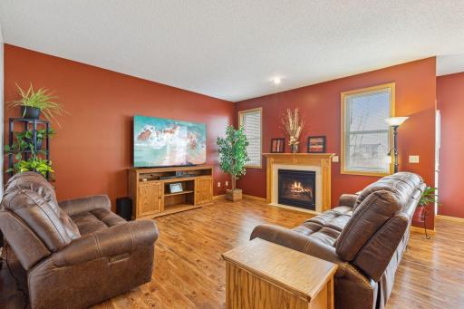 937 45th Avenue NE, Saint Cloud, MN 56304